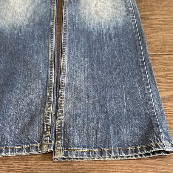 Levi’s Strauss 514 jeans. Size: 32 x 34. Medium blue. - Picture 7 of 15